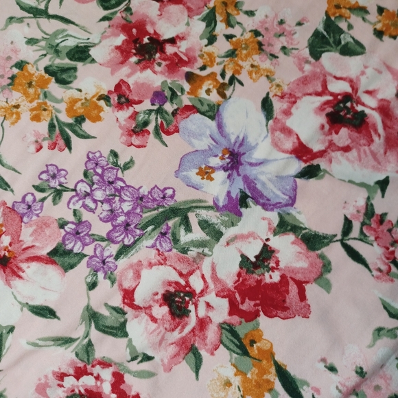 PINK Multi color Floral Long Sleeve top w/ bell shaped bottom women's Medium - Picture 4 of 5